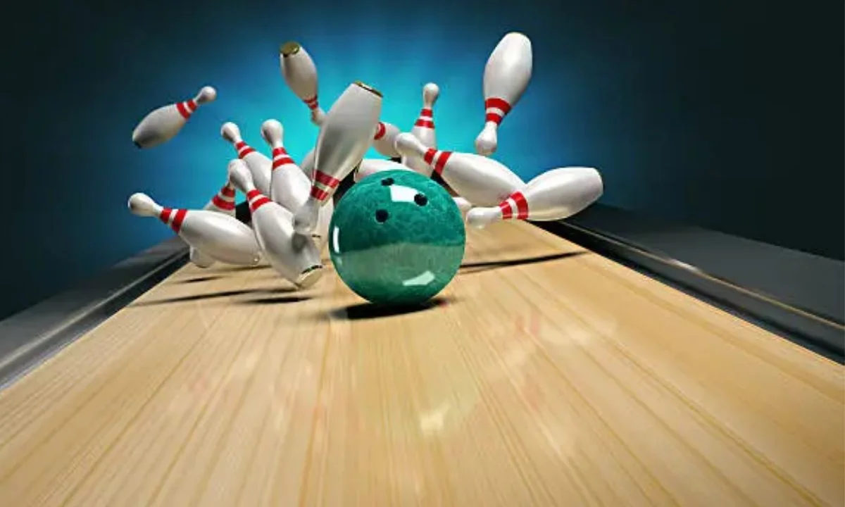 Strike, Spare & Split Bowling Puns You'll Love