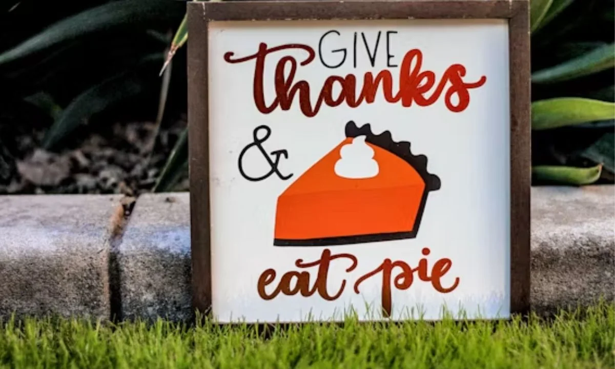 Thanksgiving Dinner Puns to Spice Up Your Holiday Table Talk