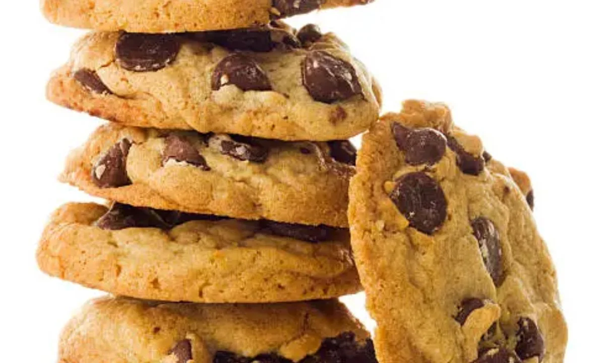 Birthday Cookie Puns for Cards, Cakes & Party Captions