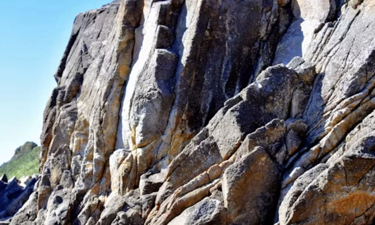 Famous "Take It for Granite" Puns and Similar Classics