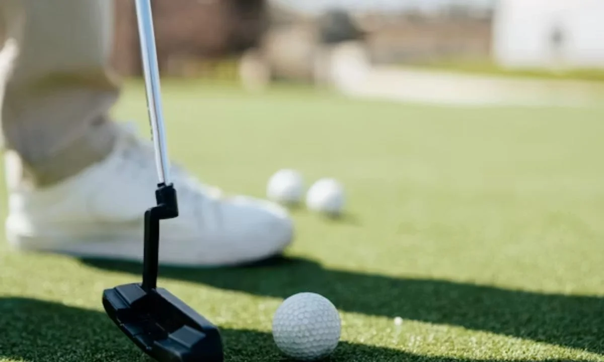 Clever Golf Puns and Wordplay for Golf Enthusiasts