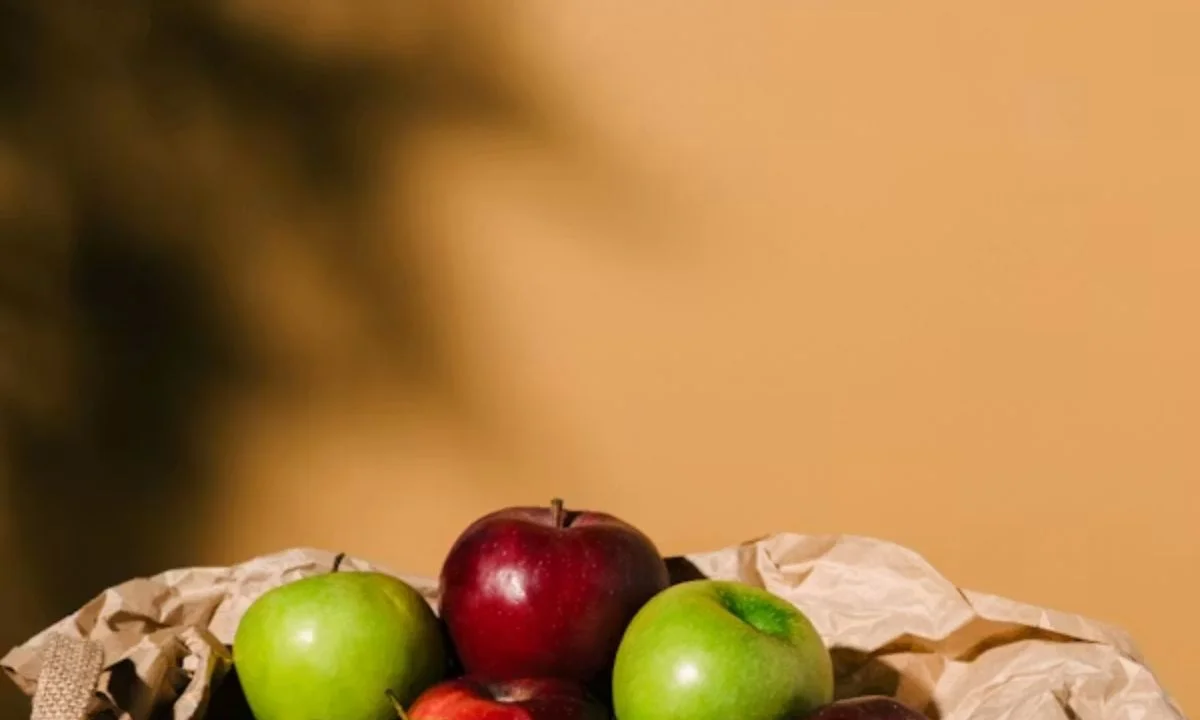 Apple Puns for Adults and the Office Grind