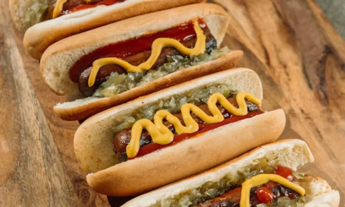 BBQ and Cookout Hot Dog Puns for Summer Parties