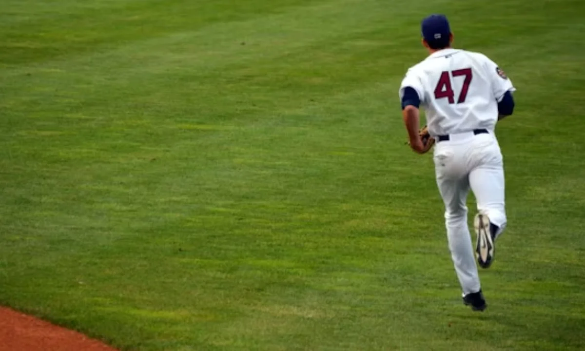 Short Baseball Puns for Quick Laughs