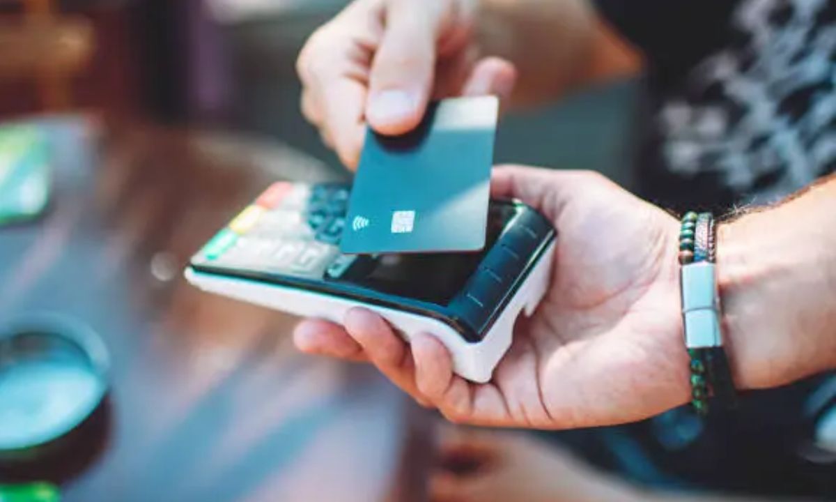 Other Meanings of POS: Parent Over Shoulder and Point of Sale